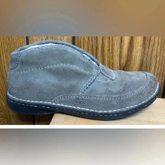 Men UGG Australia Gray High Split Top Slip On Rubber Sole Slippers Sz 10